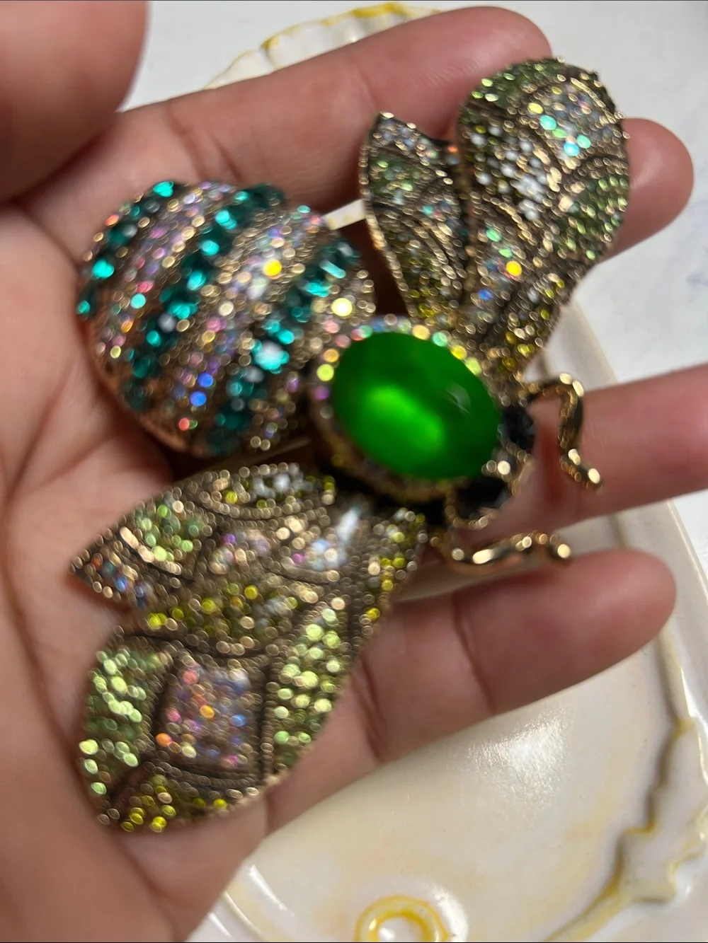 Green Crystal Bee Brooch - Gold-Tone Sparkling Women’s Jewelry